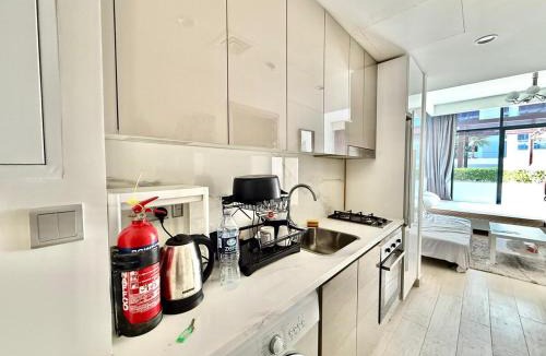 Nad Al Sheba Apartment | Luxury studio appartment