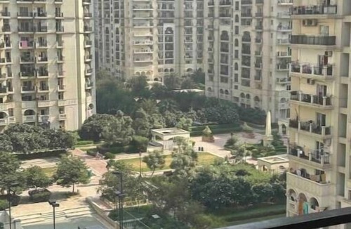 New Delhi Apartment | Luxury Studio Apt in Dlf Capital Greens West Delhi