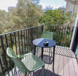 Tel Aviv Promenade Apartment | Luxury Studio Beach Flat 421