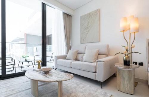 Al Barsha Apartment | Luxury Studio Escape, Avelon Boulevard, Arjan