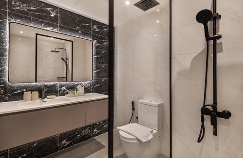 Discovery Gardens Apartment | Luxury studio in Discovery Gardens near metro