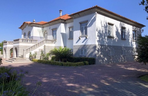Ronfe Apartment | Luxury studio in Guimarães!