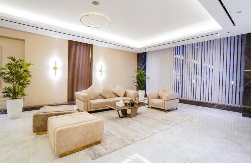 Dubai Sports City Apartment | Luxury Studio Pool & Gym Access in Dubai Sports City