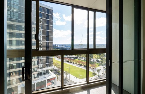 Macquarie Park Apartment | Luxury studio unit in Macquarie park.