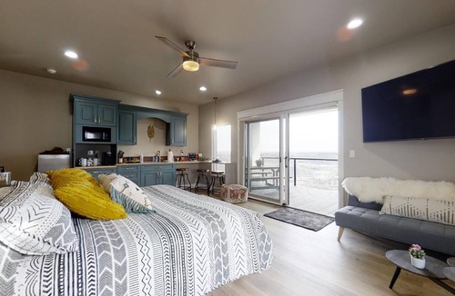Twin Falls Apartment | Luxury studio with Access to Canyon Rim Trail in fabulous Twin Falls