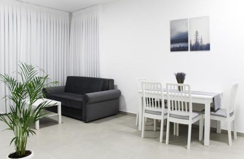 Eilat Apartment | Luxury Suite Apartment With Sea View #63 By Hashdera Eilat