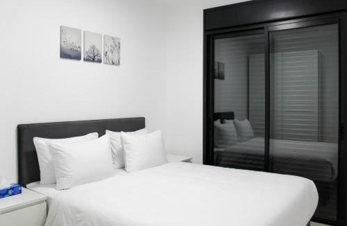 Eilat Apartment | Luxury Suite Apartment With Sea View #63 By Hashdera Eilat