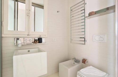 Santa Croce Apartment | LUXURY suite with amazing Terrace in Florence-hosted by Sweetstay