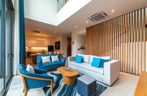 Choeng Thale Villa | Luxury Teak 4BR Private Pool Villa in Bang Tao