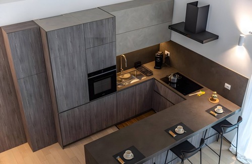 Municipio 1 Apartment | 'Luxury Terrazza' Apartment with Sea View, Wi-Fi, and Air Conditioning