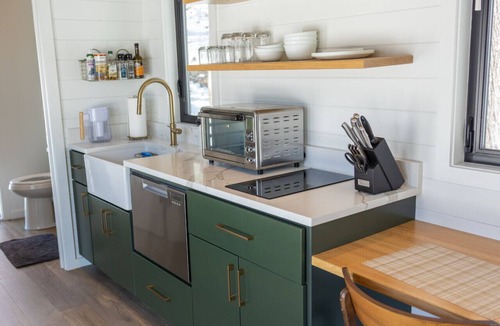 Hood House | Luxury Tiny Home on Large Farm with Mountain & River Views