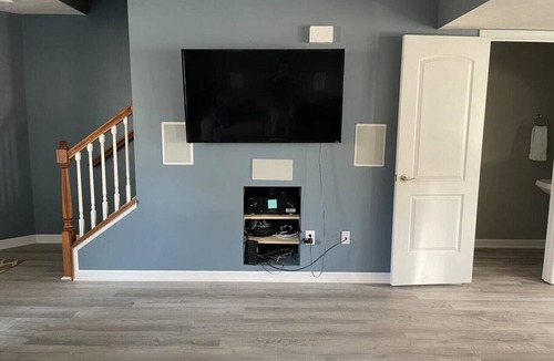 Bloomington Villa | Luxury Townhome #2 - Remodeled Feb 2021