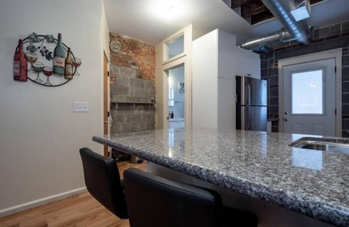 Over-the-Rhine House | Luxury Townhome in Heart of Over the Rhine