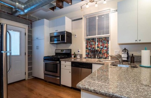 Over-the-Rhine House | Luxury Townhome in Heart of Over the Rhine