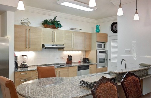 Sandy Lane House | Luxury Townhome in Sandy Lane Neighborhood by BSL Rentals
