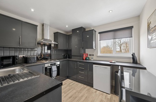 Coatbridge Apartment | Luxury Two Bed Apartment