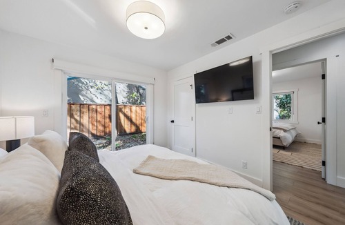 Concord House | Luxury Updated 3 bedroom Concord Home