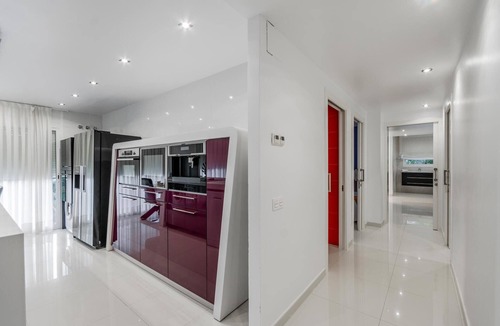 Sitges Villa | LUXURY VILLA 100 METERS FROM THE BEACH CASTELLDEFELS-SITGES SWIMMING POOL