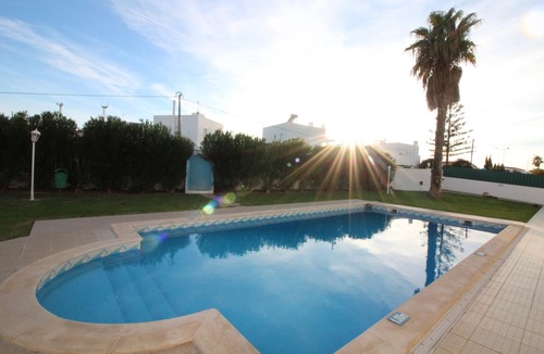 Vale de Carro Villa | Luxury V5 | Pool & Jacuzzi | Beach 20 minutes walk | Groups & Families