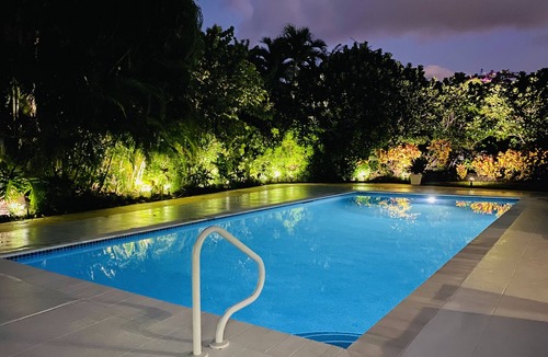 South Beach House | Luxury Vero Beach House, steps from private beach, fully renovated and equipped.