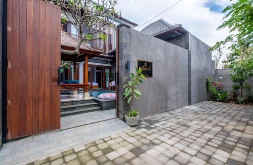 Taman Griya Villa | Luxury Villa 3 BR Private Pool #B1