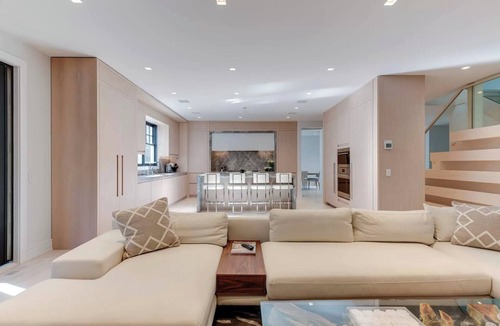 Bridgehampton Apartment | Luxury Villa 7br 7baths with a Private Pool Hamptons