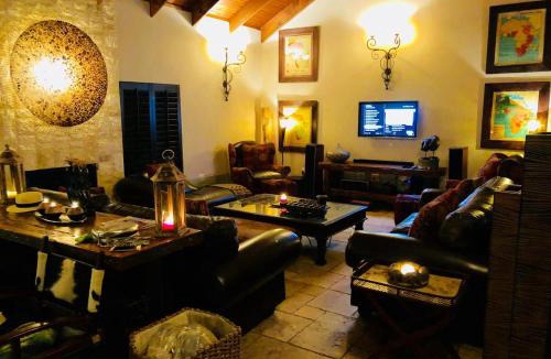 Bela-Bela Villa | Luxury Villa at Elements Golf Course - Bela Bela