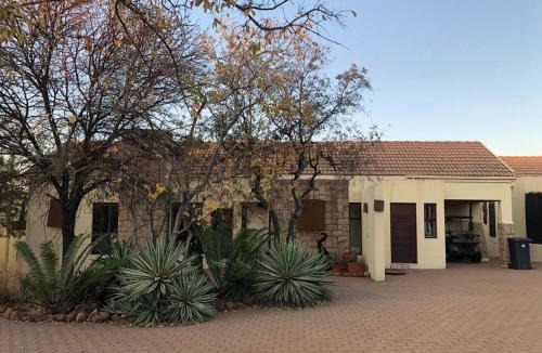 Bela-Bela Villa | Luxury Villa at Elements Golf Course - Bela Bela