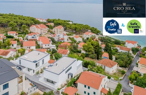 Sutivan Villa | Luxury Villa Complex VITAE & PAX