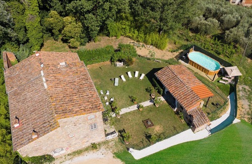 San Ginese Villa | Luxury Villa for 10, Pool, Garden, Park Lucca