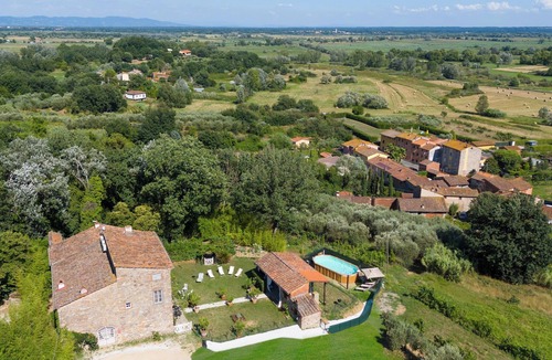 San Ginese Villa | Luxury Villa for 10, Pool, Garden, Park Lucca