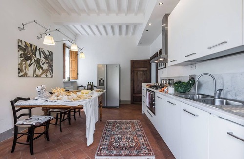 Massa e Cozzile Villa | Luxury Villa Gialla with the view of tuscan countryside