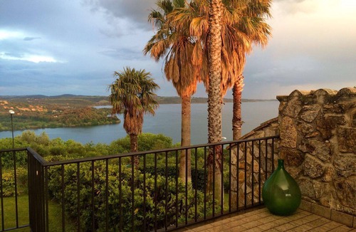 Lake Bracciano Villa | Luxury Villa with Views of Lake Bracciano, Available During Holidays