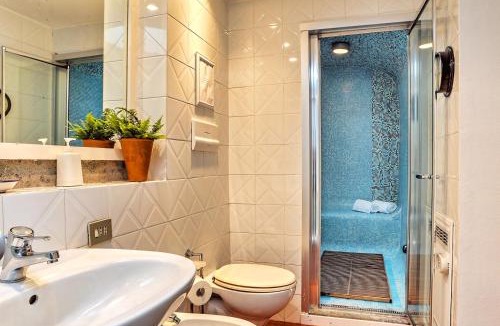 Padua Villa | Luxury Villa Lanuvio - Piscina e Hammam by Flatinrome