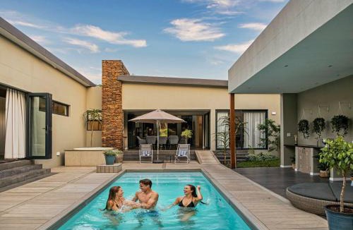 Pennington Villa | Luxury Villa Rainbow, Eden Rock Estate, Pennington