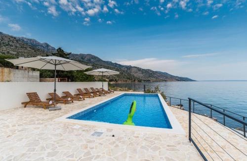 Lukovo Sugarje Villa | Luxury Villa Solis