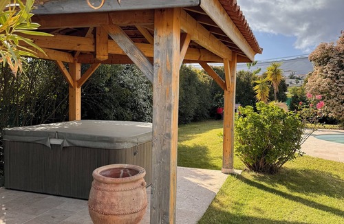 Valpaja Villa | Luxury villa with pool and spa in Ajaccio