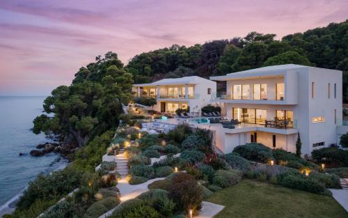Achladies Villa | Luxury Villas Skiathos