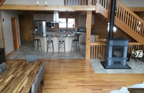 Thornton House | Luxury White mountains log home - near Owl’s nest, Loon, Waterville w in-law Apt