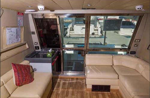 Jumeirah Boat Rental | luxury yachts