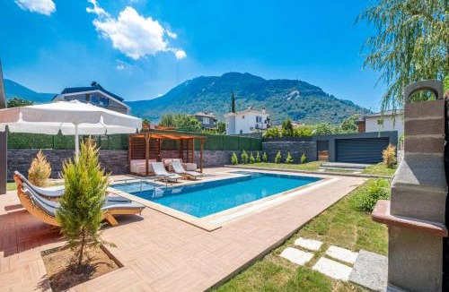 Oludeniz Villa | Luxurylifevillas 5-6