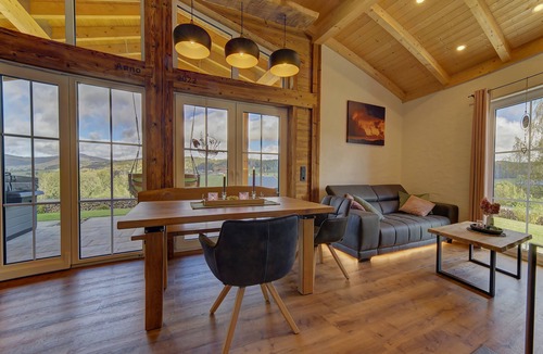 Eppenschlag Ski Chalet | 'Luxus-Chalet-Mühlberg' with Mountain View, Private Terrace and Wi-Fi