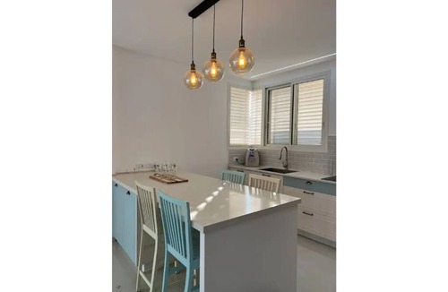 Rishon LeTsiyon Apartment | Luz Mansion ~ Lux & Comfy