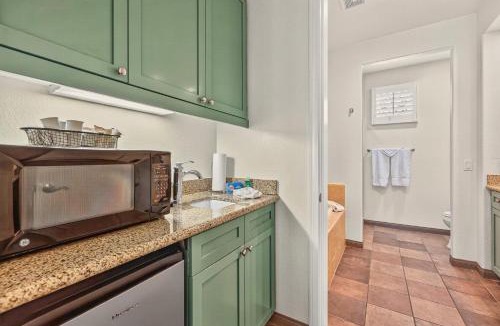 La Quinta Apartment | LV021 Single Story Studio on a Quiet Greenbelt