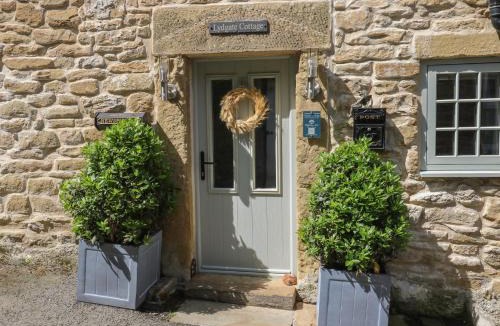 Eyam House | Lydgate Cottage