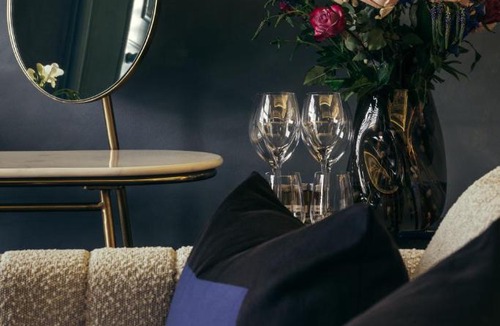 New Town Hotel | Lyla Rooms