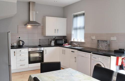 Seahouses House | Lynbank