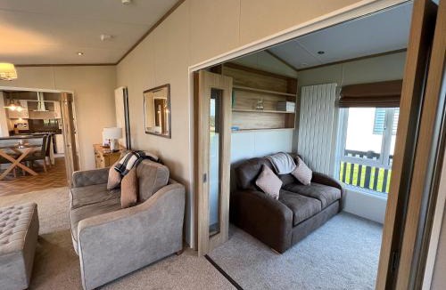 St. Andrews House | Lyndale 27