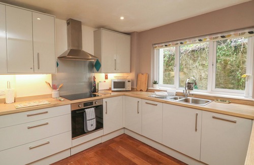 Lynmouth House | LYNMOUTH VIEW, pet friendly, country holiday cottage in Lynmouth