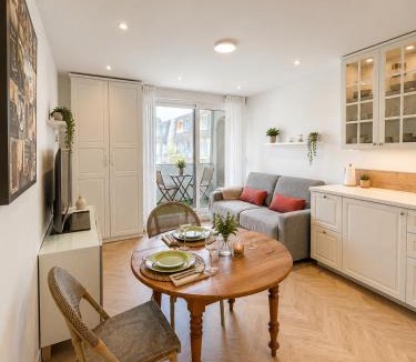 Courseulles-sur-Mer Apartment | Méva